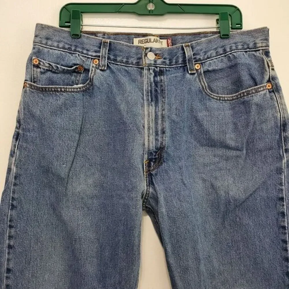 Levi's 505 Regular Fit Men's Jeans Blue‎ Size 38x32 (34x31) Medium Wash